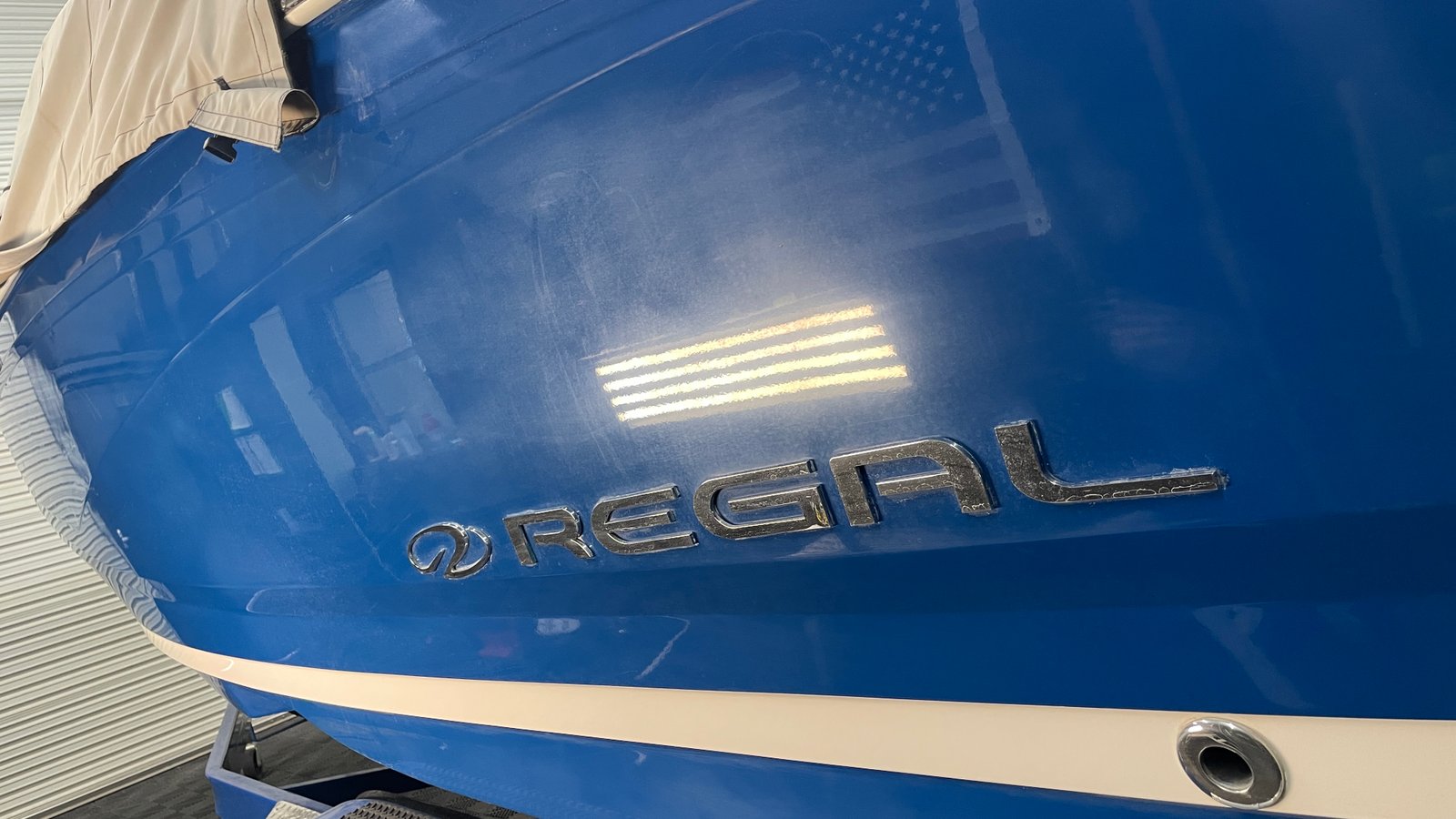 Dull sport boat finish before ceramic coating